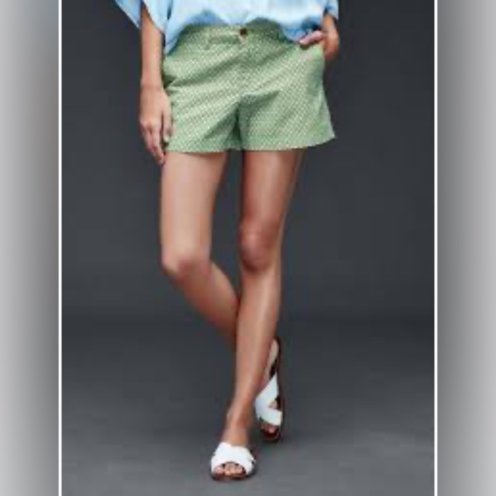 Gap geometric green shorts 6R
